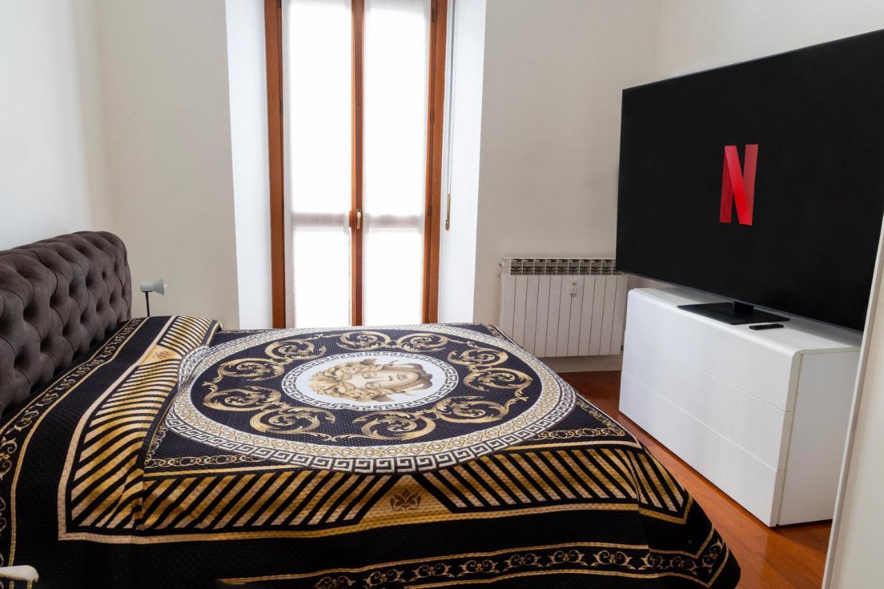 Interno Appartamento In Un Castello Storico In Centro Milano Eksteriør billede